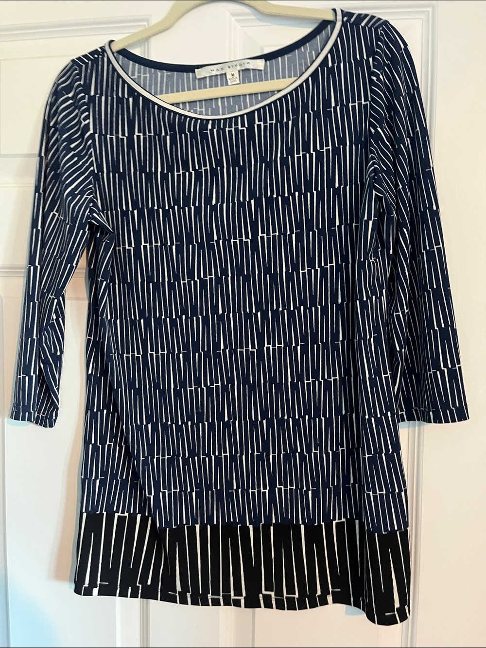Max Studio Navy & White Patterned Scoop-Neck Tunic with Contrast Hem
